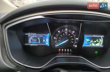 Седан Ford Fusion 2013 в 