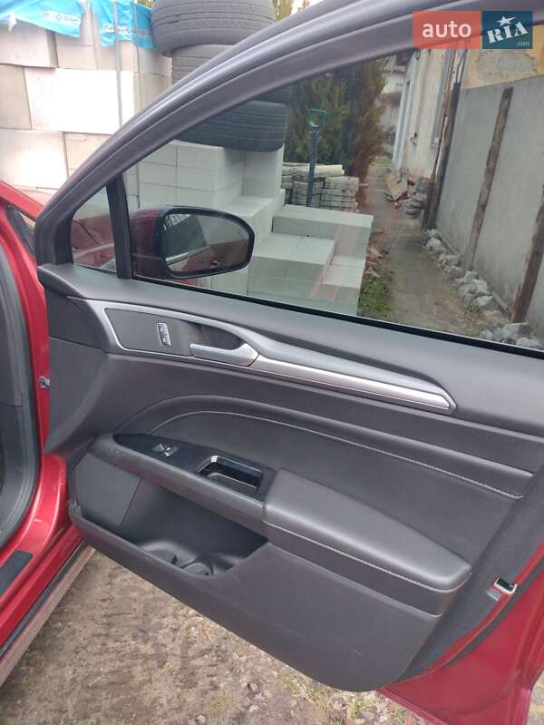 Седан Ford Fusion 2014 в Днепре