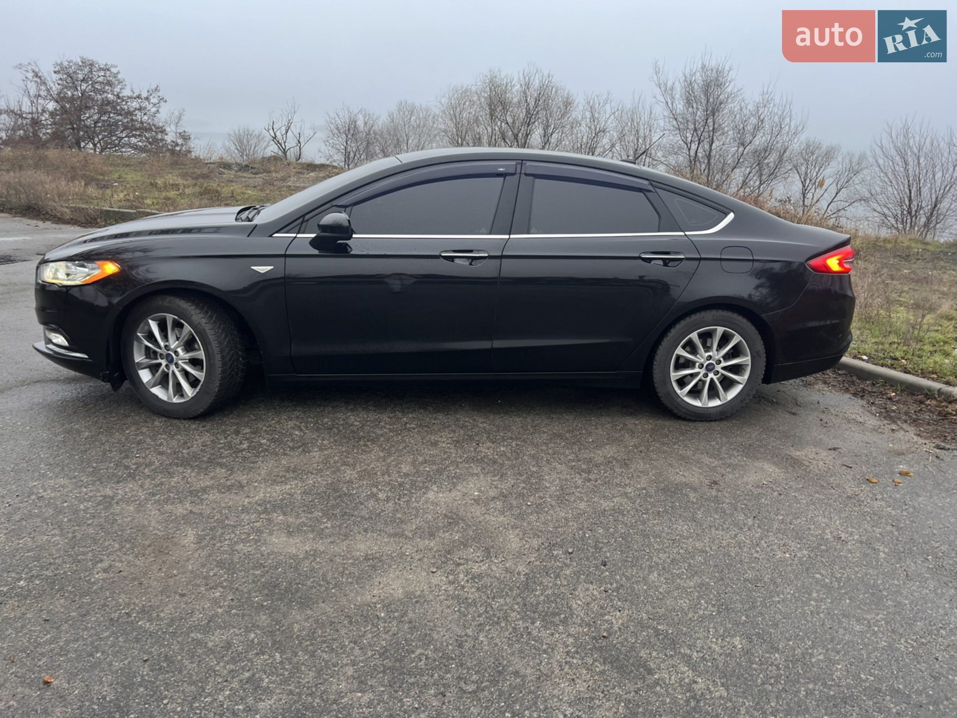 2016 Ford Fusion - мініатюра 18