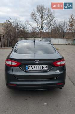 Седан Ford Fusion 2015 в Києві