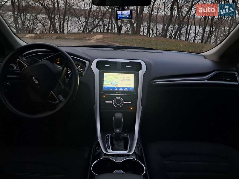 Седан Ford Fusion 2014 в Каневе фото 28 Седан Ford Fusion 2014 в Каневе