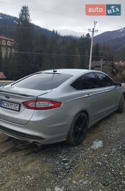 Седан Ford Fusion 2015 в 