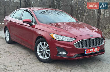 Седан Ford Fusion 2020 в Лубнах