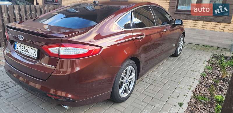 Седан Ford Fusion 2014 в Киеве