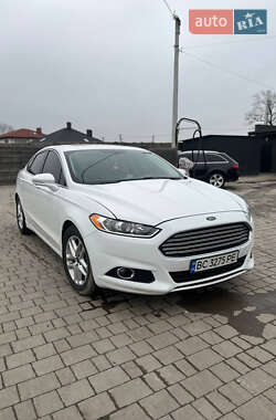 Седан Ford Fusion 2014 в Бродах