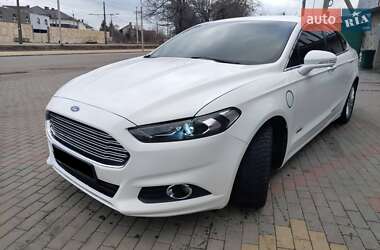 Седан Ford Fusion 2015 в Одесі