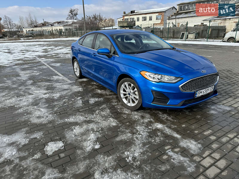 Седан Ford Fusion 2019 в Києві
