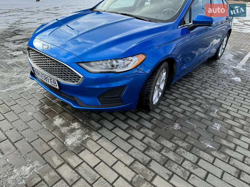 Седан Ford Fusion 2019 в Києві
