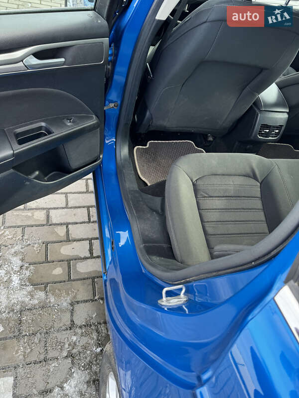 Седан Ford Fusion 2019 в Києві