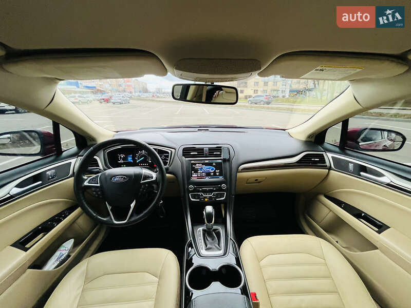 Седан Ford Fusion 2015 в Кропивницком