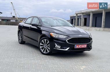 Седан Ford Fusion 2019 в Житомирі