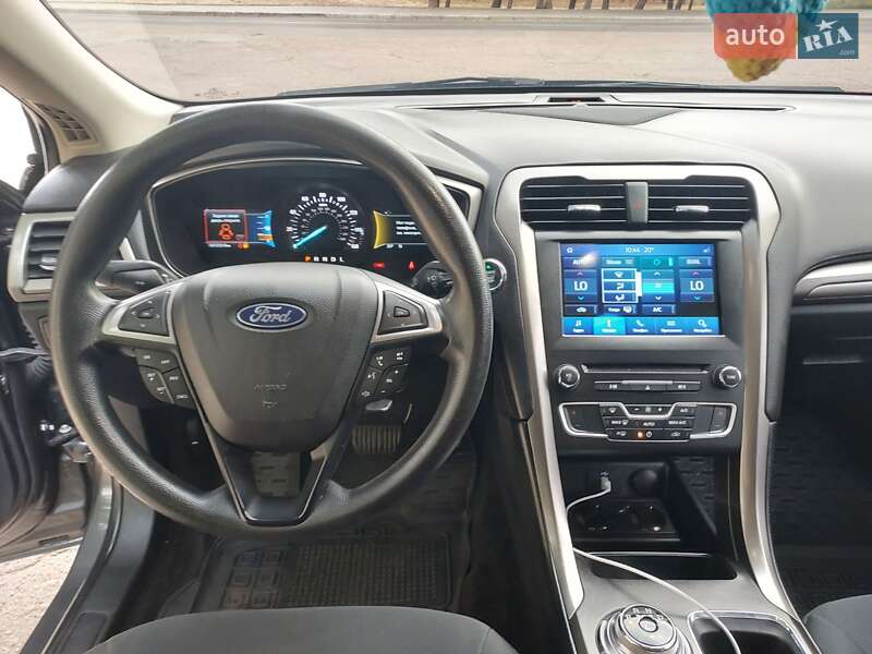 Седан Ford Fusion 2017 в Кропивницком