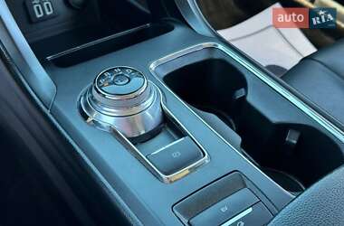 Седан Ford Fusion 2020 в 