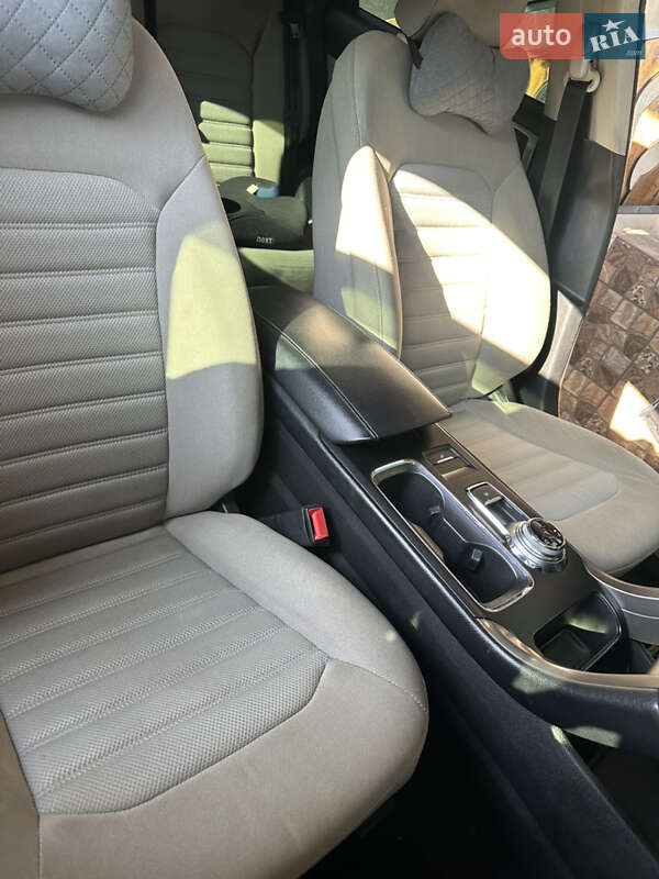 Седан Ford Fusion 2016 в Кривом Роге