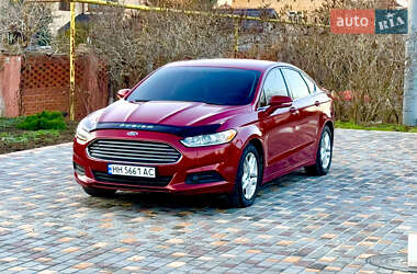 Седан Ford Fusion 2012 в Одесі