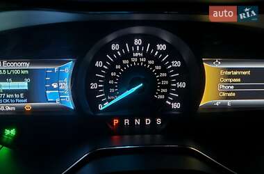 Седан Ford Fusion 2015 в 
