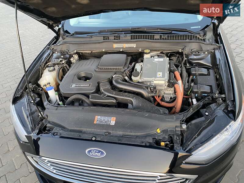 Седан Ford Fusion 2016 в Одесі