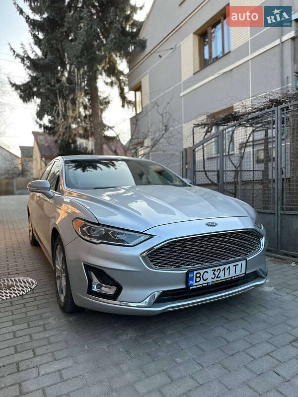 Ford Fusion 2019