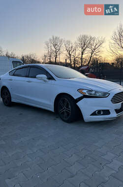 Седан Ford Fusion 2013 в Львові