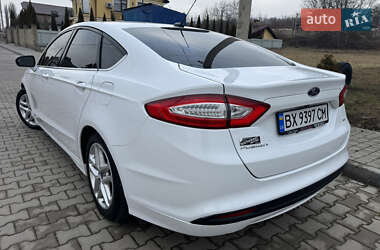 Седан Ford Fusion 2014 в 