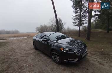 Седан Ford Fusion 2016 в 