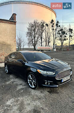 Седан Ford Fusion 2013 в 