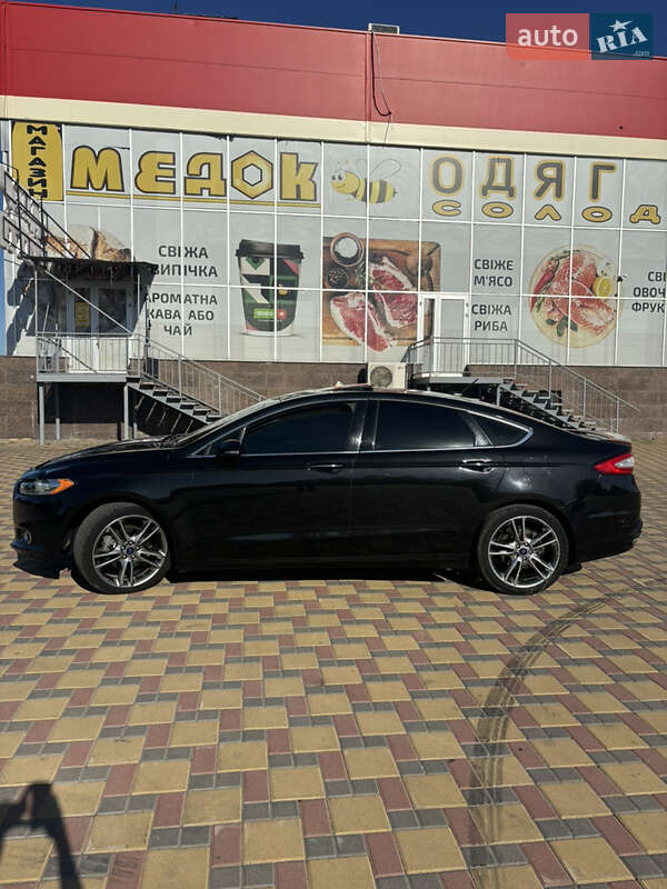 Седан Ford Fusion 2013 в Гайсину