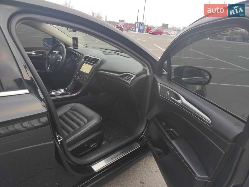 Седан Ford Fusion 2018 в Киеве