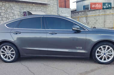 Седан Ford Fusion 2017 в Виннице