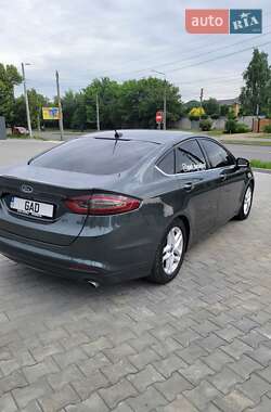 Седан Ford Fusion 2015 в Полтаве