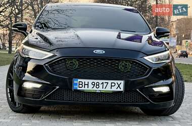 Седан Ford Fusion 2017 в 