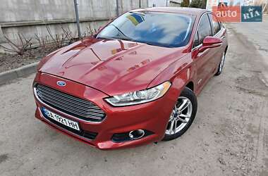 Седан Ford Fusion 2016 в 