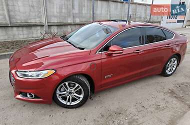 Седан Ford Fusion 2016 в 
