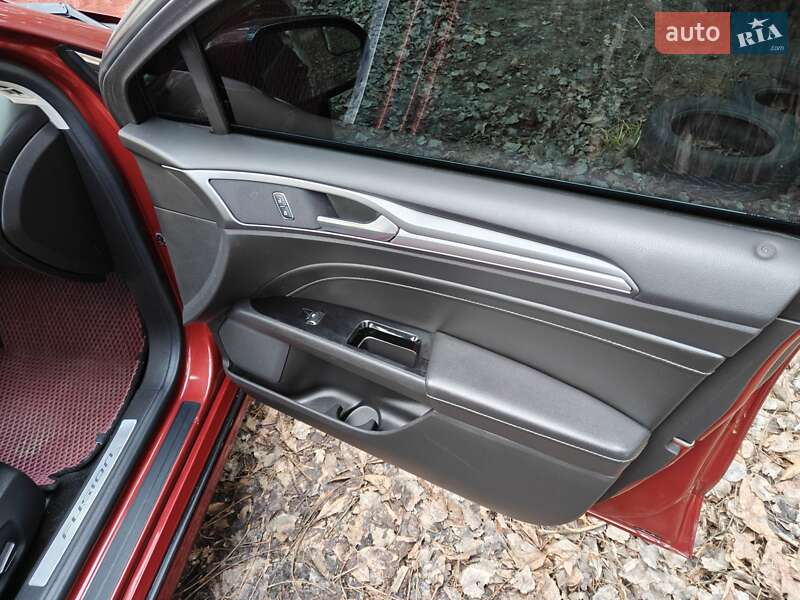 Седан Ford Fusion 2016 в Киеве