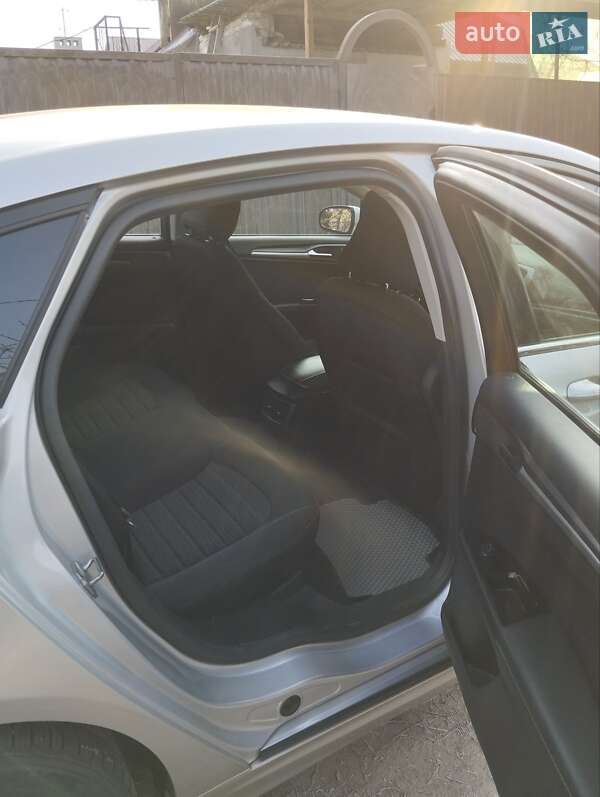 Седан Ford Fusion 2016 в Днепре