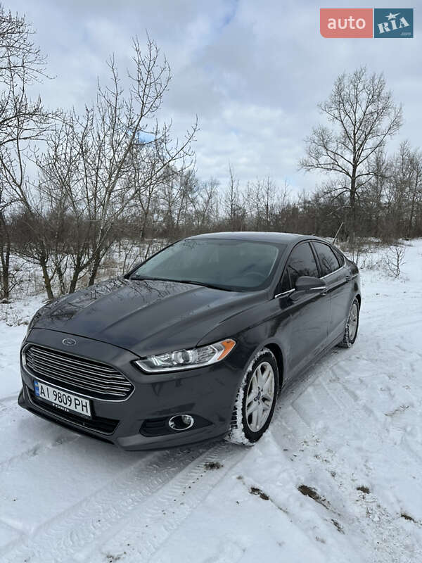 Седан Ford Fusion 2015 в Києві