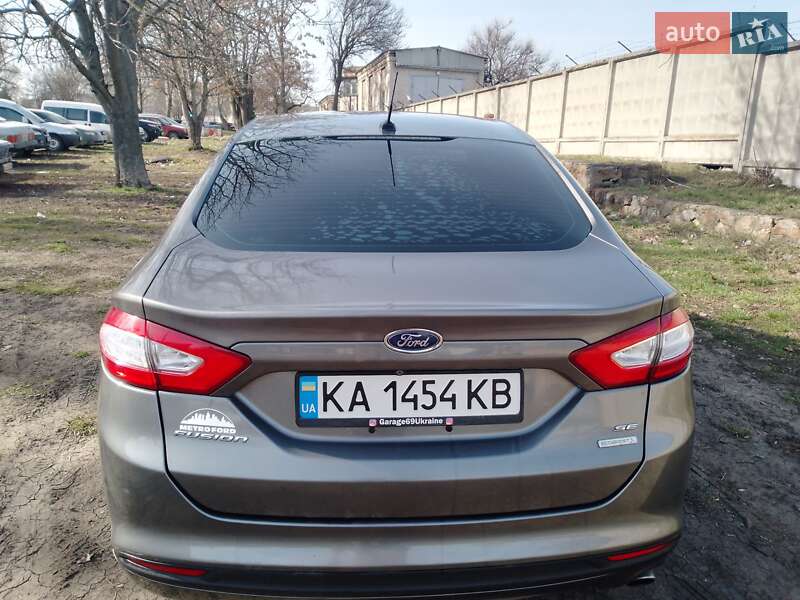 Седан Ford Fusion 2014 в Первомайске