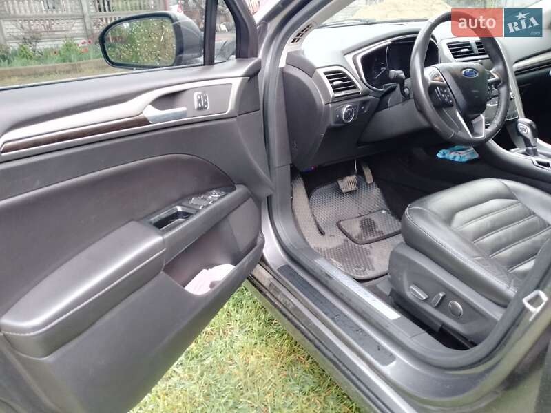 Седан Ford Fusion 2014 в Первомайске