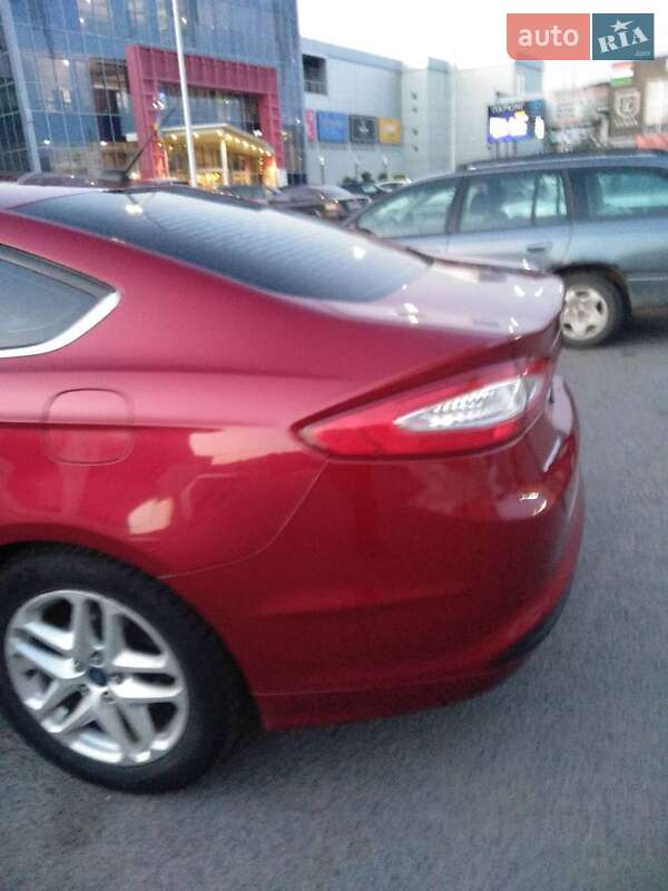 Седан Ford Fusion 2015 в Виннице