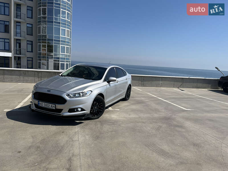 Ford Fusion 2015