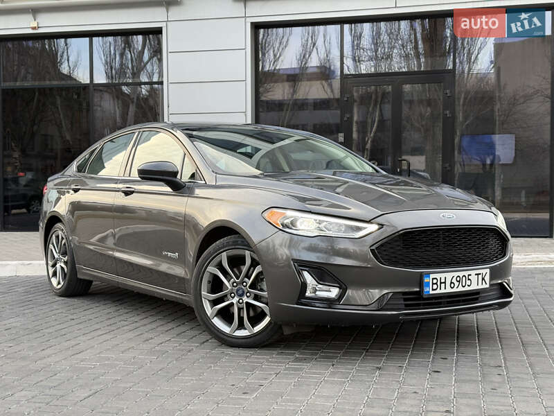 Седан Ford Fusion 2019 в Одессе