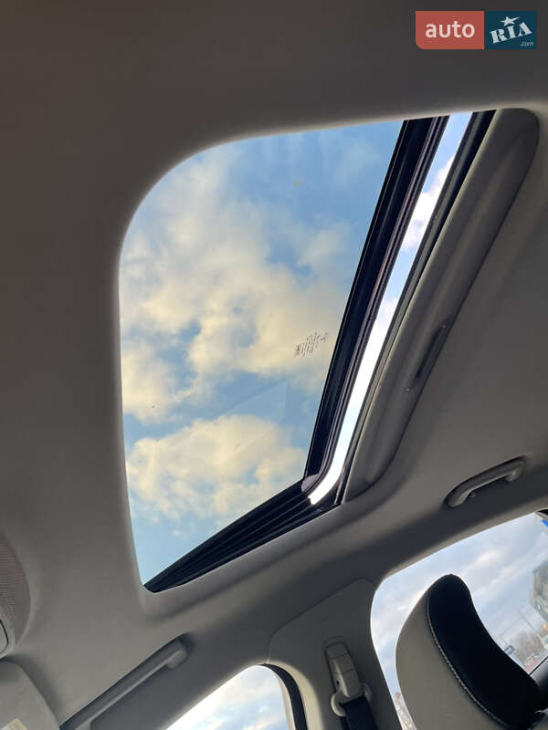 Седан Ford Fusion 2017 в Киеве фото 28 Седан Ford Fusion 2017 в Киеве