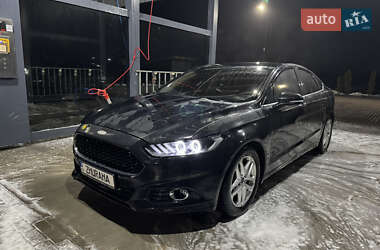 Седан Ford Fusion 2013 в 