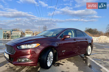Седан Ford Fusion 2013 в 