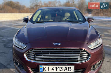 Седан Ford Fusion 2013 в 