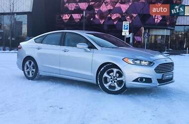 Седан Ford Fusion 2014 в Киеве