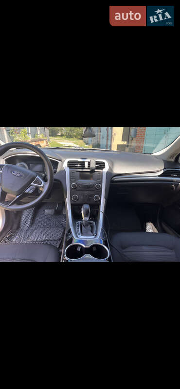 Седан Ford Fusion 2015 в Харкові