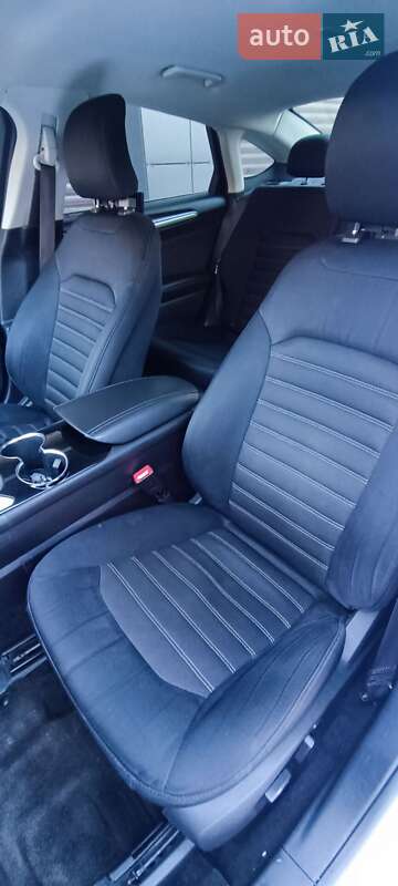 Седан Ford Fusion 2014 в Києві