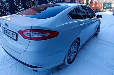 Седан Ford Fusion 2014 в 