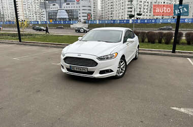 Седан Ford Fusion 2015 в Києві